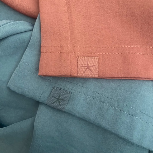 2 Barefoot dreams pants - Picture 2 of 4